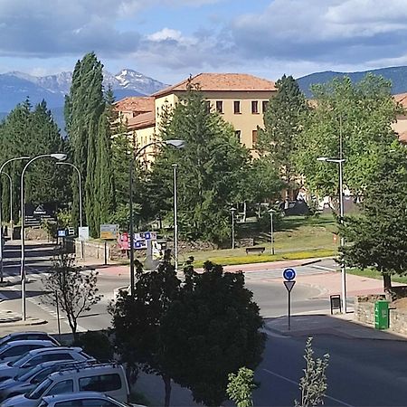 Apartamento O Mon Sabiñánigo Exteriér fotografie